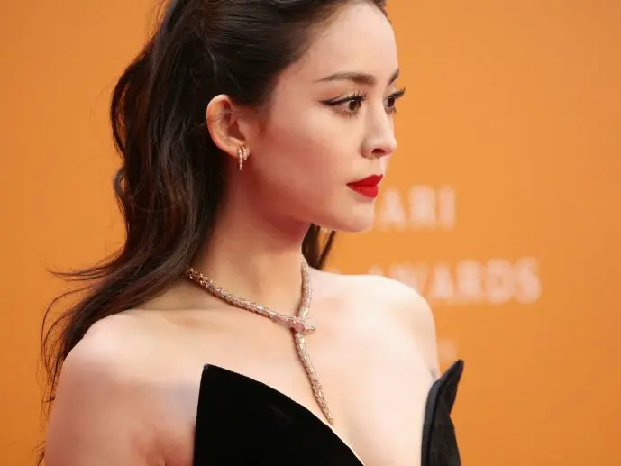 手游充值数据图表